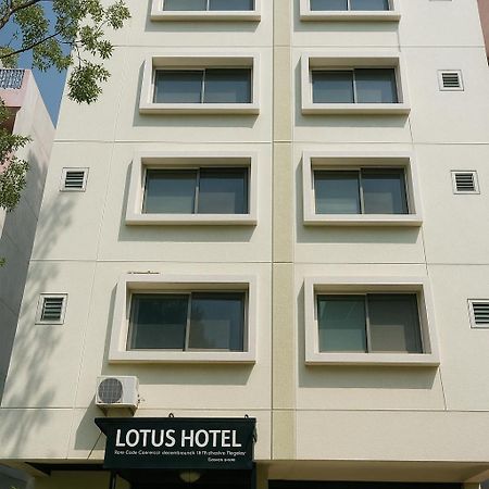 Lotus Korean Hotel Bangalore Exterior foto